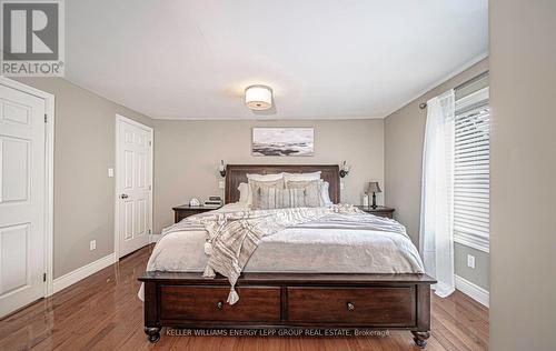 112 Adelaide Avenue W, Oshawa (O'Neill), ON - Indoor Photo Showing Bedroom