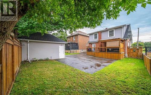 112 Adelaide Avenue W, Oshawa (O'Neill), ON - Outdoor