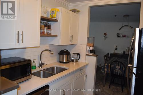 46 - 140 Conway Drive, London, ON - Indoor Photo Showing Kitchen With Double Sink