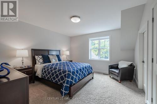 14 Gibbons Place, London, ON - Indoor Photo Showing Bedroom