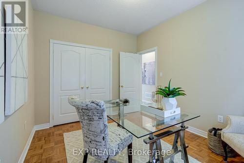 172 Jefferson Forest Drive, Richmond Hill (Jefferson), ON - Indoor Photo Showing Dining Room