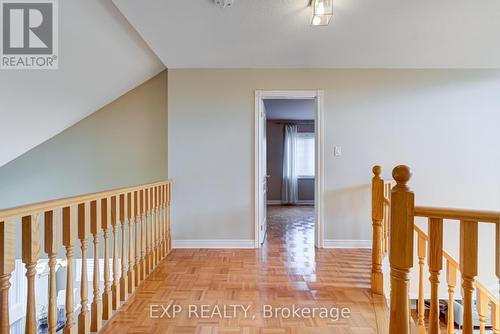 172 Jefferson Forest Drive, Richmond Hill (Jefferson), ON - Indoor Photo Showing Other Room