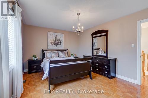 172 Jefferson Forest Drive, Richmond Hill (Jefferson), ON - Indoor Photo Showing Bedroom