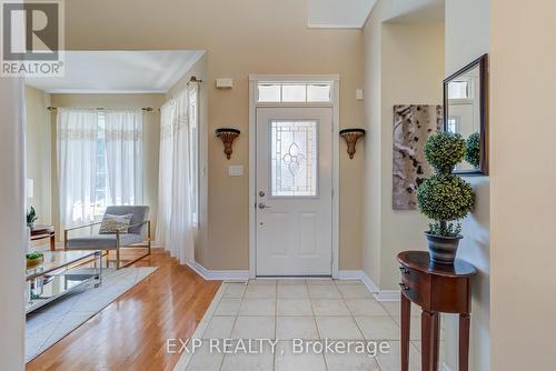 172 Jefferson Forest Drive, Richmond Hill (Jefferson), ON - Indoor Photo Showing Other Room