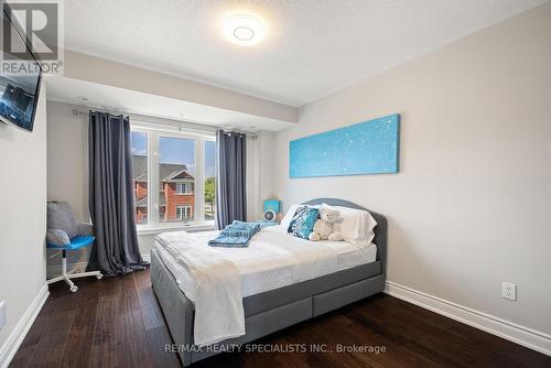 3108 Eclipse Avenue, Mississauga (Churchill Meadows), ON - Indoor Photo Showing Bedroom