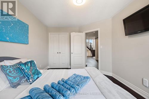 3108 Eclipse Avenue, Mississauga (Churchill Meadows), ON - Indoor Photo Showing Bedroom