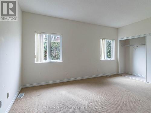 1 Brambrook Way, Brampton, ON - Indoor Photo Showing Other Room