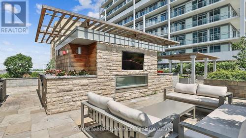 709 - 55 Speers Road, Oakville (Old Oakville), ON - Indoor Photo Showing Other Room With In Ground Pool