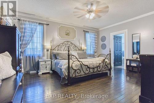 261 Montreal Circle, Hamilton (Stoney Creek), ON - Indoor Photo Showing Bedroom