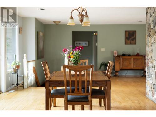 10108 Venables Drive, Coldstream, BC - Indoor Photo Showing Dining Room