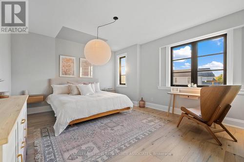 6206 Lucia Drive, Niagara Falls, ON - Indoor Photo Showing Bedroom