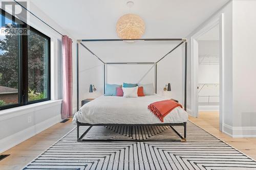 6206 Lucia Drive, Niagara Falls, ON - Indoor Photo Showing Bedroom