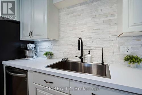 67 Union Street W, Minto, ON - Indoor Photo Showing Kitchen