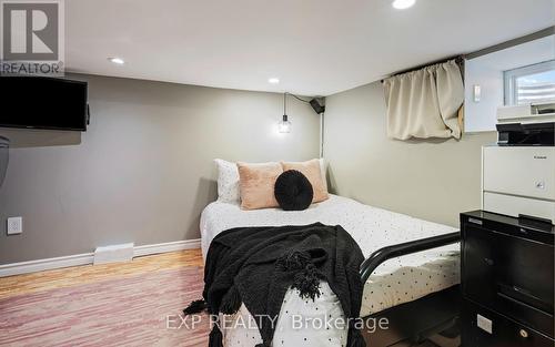 67 Union Street W, Minto, ON - Indoor Photo Showing Bedroom