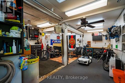 67 Union Street W, Minto, ON - Indoor Photo Showing Garage