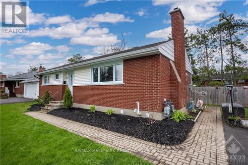 10 Roundhay Drive, Ottawa, ON - Outdoor