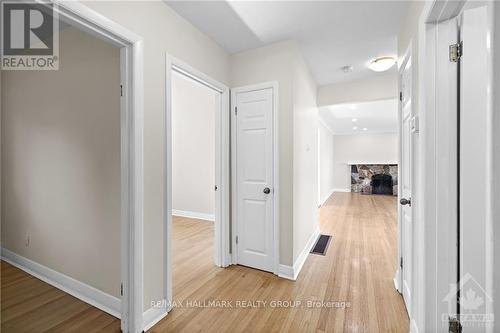 10 Roundhay Drive, Ottawa, ON - Indoor Photo Showing Other Room