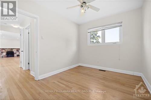 10 Roundhay Drive, Ottawa, ON - Indoor Photo Showing Other Room