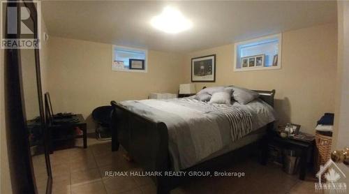 10 Roundhay Drive, Ottawa, ON - Indoor Photo Showing Bedroom