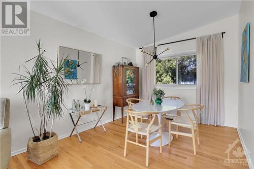 13 Redfield Avenue, Ottawa, ON - Indoor Photo Showing Dining Room