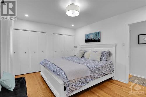 13 Redfield Avenue, Ottawa, ON - Indoor Photo Showing Bedroom