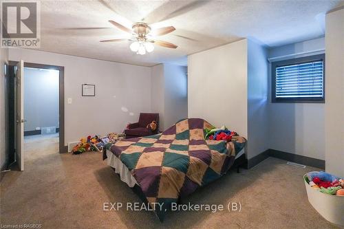 525 19Th Street W, Owen Sound, ON - Indoor Photo Showing Bedroom