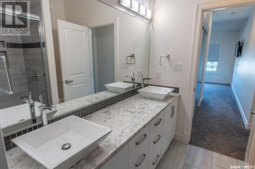 308 2800 Lakeview Drive, Prince Albert, SK - Indoor Photo Showing Bathroom