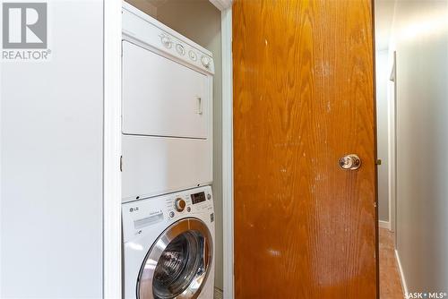 522 W Avenue S, Saskatoon, SK - Indoor Photo Showing Laundry Room