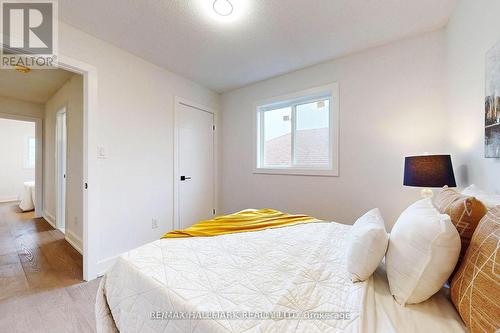 111 Hudson Crescent, Bradford West Gwillimbury, ON - Indoor Photo Showing Bedroom