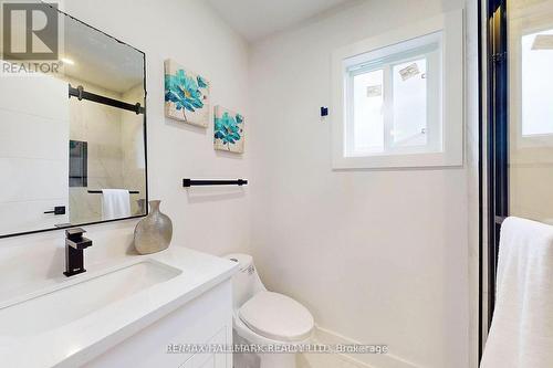 111 Hudson Crescent, Bradford West Gwillimbury, ON - Indoor Photo Showing Bathroom