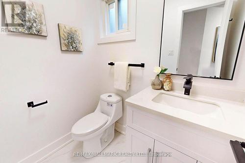 111 Hudson Crescent, Bradford West Gwillimbury, ON - Indoor Photo Showing Bathroom