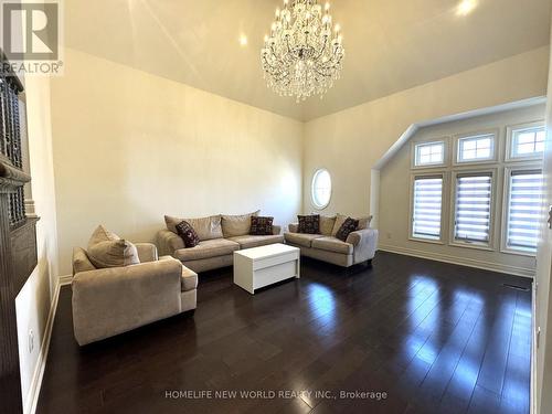 145 Fitzmaurice Drive, Vaughan, ON - Indoor Photo Showing Other Room