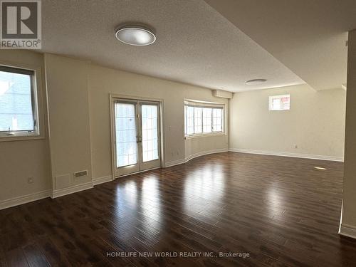 145 Fitzmaurice Drive, Vaughan, ON - Indoor Photo Showing Other Room