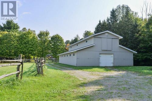 1390 Warminster Side Road, Oro-Medonte, ON - Outdoor