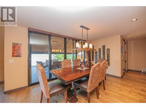 8595 Okanagan Landing Road, Vernon, BC - Indoor Photo Showing Dining Room