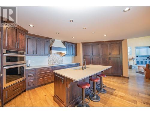 8595 Okanagan Landing Road, Vernon, BC - Indoor Photo Showing Kitchen With Upgraded Kitchen