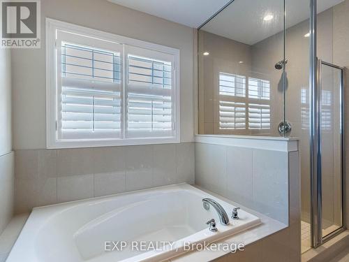 353 Hincks Drive, Milton, ON - Indoor Photo Showing Bathroom