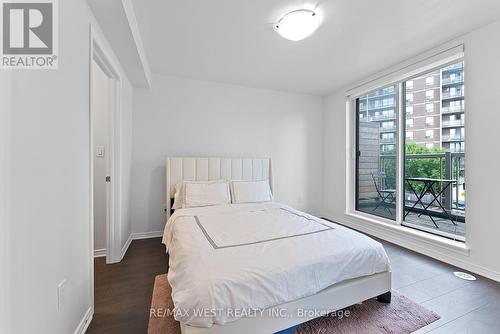 58 - 35 Applewood Lane, Toronto, ON - Indoor Photo Showing Bedroom