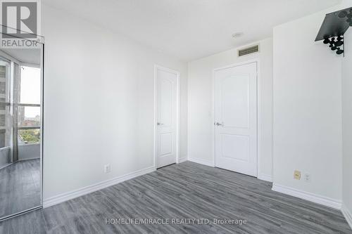 802 - 33 Elm Drive, Mississauga (Mississauga Valleys), ON - Indoor Photo Showing Other Room