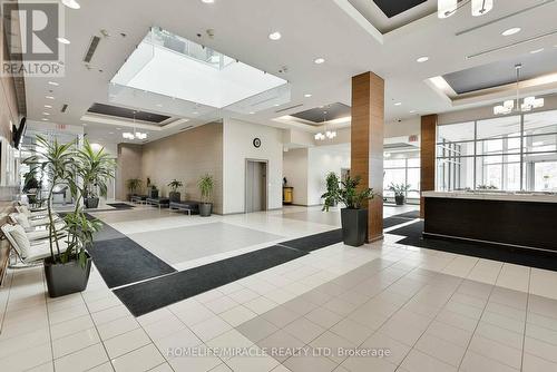 802 - 33 Elm Drive, Mississauga (Mississauga Valleys), ON - Indoor Photo Showing Other Room