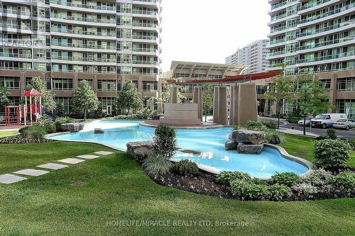 802 - 33 Elm Drive, Mississauga (Mississauga Valleys), ON - Outdoor With In Ground Pool