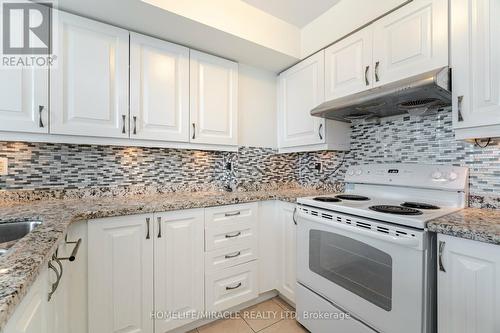 802 - 33 Elm Drive, Mississauga (Mississauga Valleys), ON - Indoor Photo Showing Kitchen