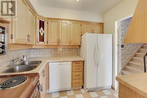 912 - 60 Southport Street, Toronto (High Park-Swansea), ON - Indoor Photo Showing Kitchen With Double Sink