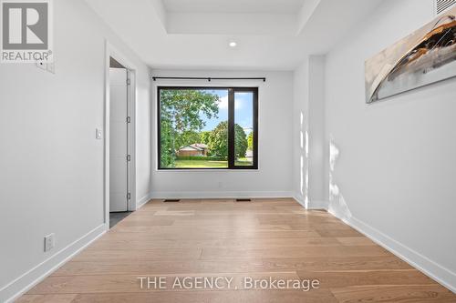 527 Taplow Crescent, Oakville, ON - Indoor Photo Showing Other Room