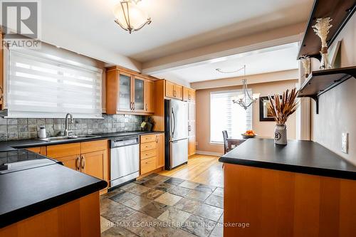 2479 Exeter Crescent, Burlington, ON - Indoor Photo Showing Kitchen With Double Sink