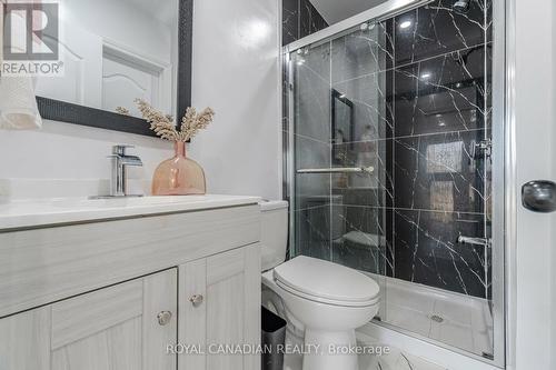 75 Mcmurchy Avenue S, Brampton (Brampton South), ON - Indoor Photo Showing Bathroom