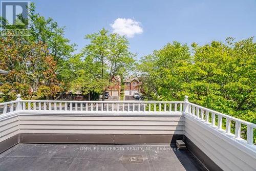 5522 Holbrook Road, Mississauga (Central Erin Mills), ON - Outdoor