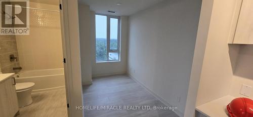 602 - 8010 Derry Road W, Milton, ON - Indoor Photo Showing Bathroom