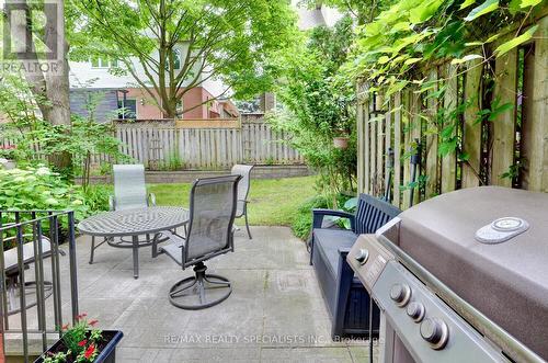 47C - 928 Queen Street W, Mississauga (Lorne Park), ON - Outdoor