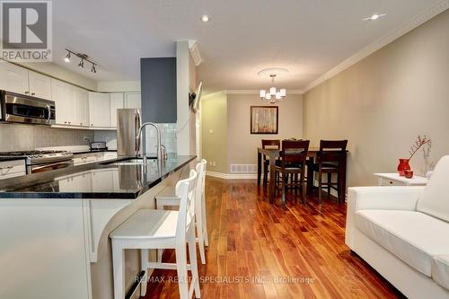 47C - 928 Queen Street W, Mississauga, ON - Indoor Photo Showing Kitchen With Stainless Steel Kitchen With Upgraded Kitchen